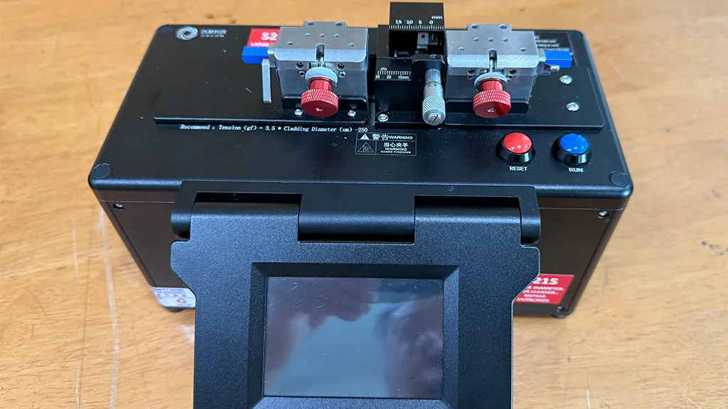 Fiber fusion splicer photo