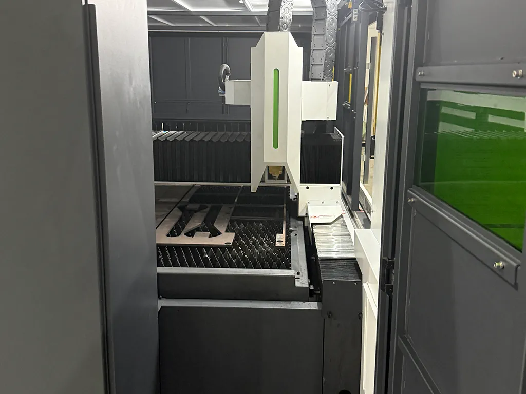 6000W fiber laser machine on-site photo