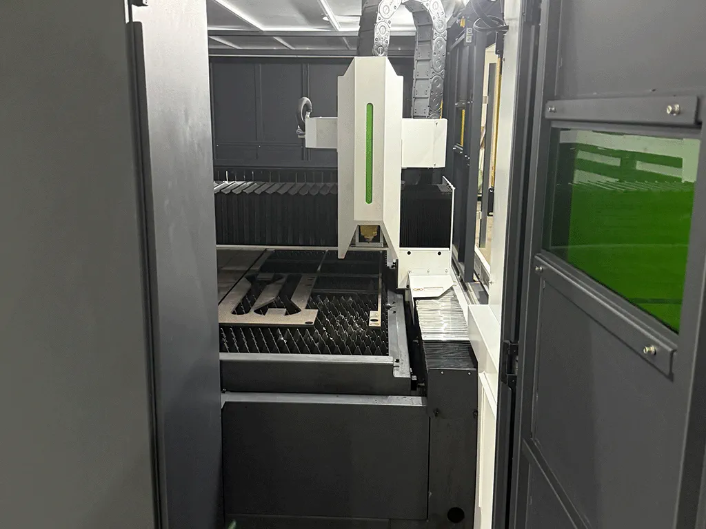 Photo of fiber laser welding machine